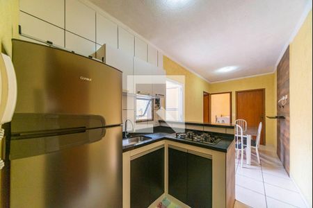 Sala e Cozinha  de apartamento para alugar com 2 quartos, 48m² em Jardim do Estádio, Santo André