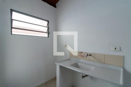 Cozinha de kitnet/studio para alugar com 1 quarto, 34m² em Jardim Cocaia, Guarulhos