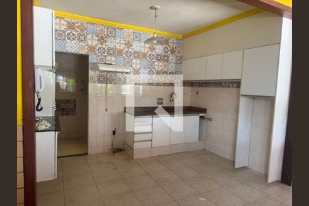 Casa à venda com 3 quartos, 199m² em Engenho do Mato, Niterói