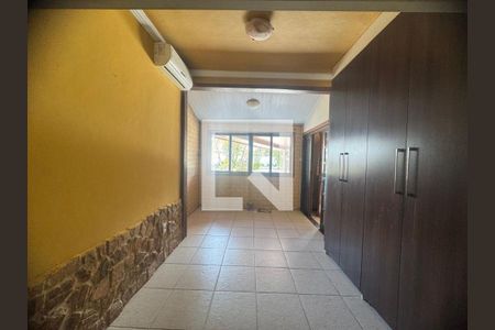 Casa à venda com 3 quartos, 199m² em Engenho do Mato, Niterói