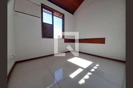 Casa à venda com 4 quartos, 200m² em Vila Progresso, Niterói