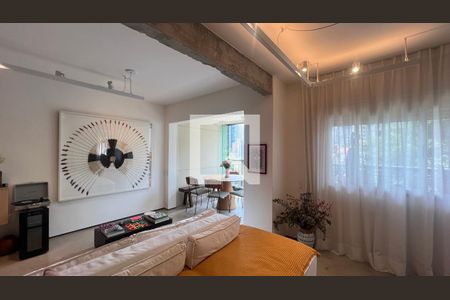 Sala de apartamento para alugar com 1 quarto, 73m² em Cerqueira César, São Paulo