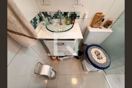 Apartamento à venda com 90m², 2 quartos e 1 vaga Apartamento à venda com 90m², 2 quartos e 1 vagaBanheiro