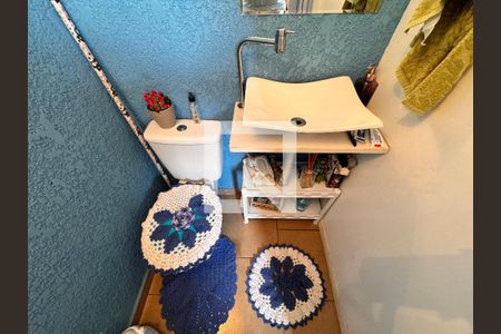 Apartamento à venda com 90m², 2 quartos e 1 vaga Apartamento à venda com 90m², 2 quartos e 1 vagaBanheiro de serviço