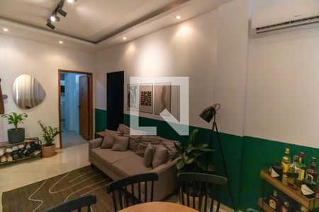 Sala de apartamento à venda com 3 quartos, 95m² em Icaraí, Niterói