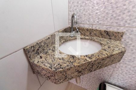 Casa de condomínio à venda com 65m², 3 quartos e 1 vaga Casa de condomínio à venda com 65m², 3 quartos e 1 vagaLavabo