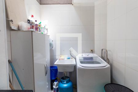 Casa de condomínio à venda com 65m², 3 quartos e 1 vaga Casa de condomínio à venda com 65m², 3 quartos e 1 vagaLavanderia