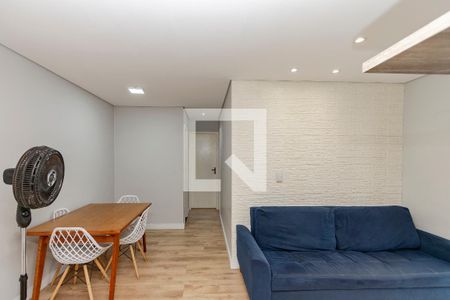 Sala de apartamento para alugar com 2 quartos, 57m² em Vila das Belezas, São Paulo