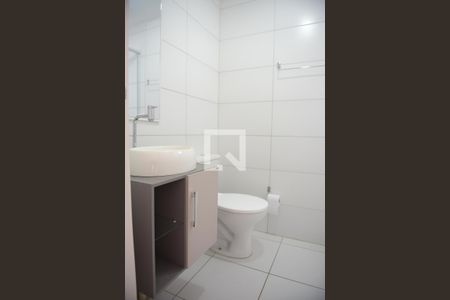 Banheiro de apartamento para alugar com 2 quartos, 52m² em Estância Velha, Canoas