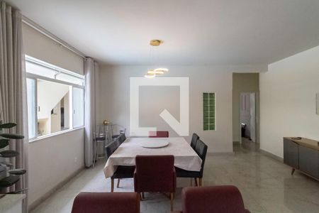 Sala de casa à venda com 5 quartos, 280m² em Ouro Preto, Belo Horizonte