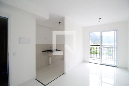 Sala de apartamento para alugar com 4 quartos, 45m² em Jacarepaguá, Rio de Janeiro