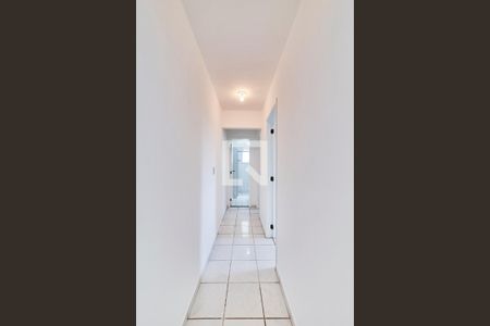 Corredor de apartamento para alugar com 2 quartos, 60m² em Monte Castelo, São José dos Campos