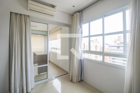 Sala de apartamento para alugar com 2 quartos, 104m² em Cambuí, Campinas