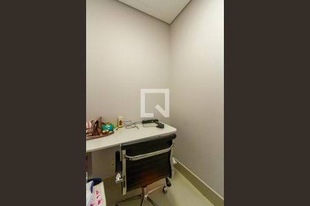 Apartamento à venda com 155m², 3 quartos e 3 vagas Apartamento à venda com 155m², 3 quartos e 3 vagasEscritório