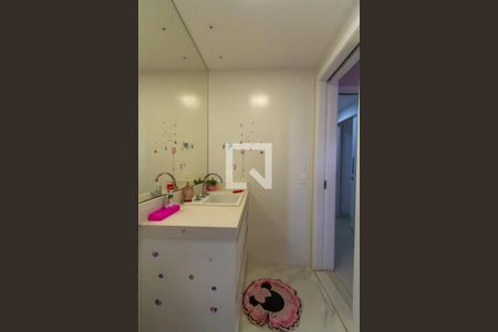 Apartamento à venda com 155m², 3 quartos e 3 vagas Apartamento à venda com 155m², 3 quartos e 3 vagasBanheiro da Suíte 2