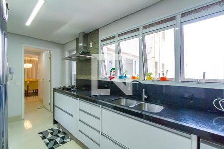 Apartamento à venda com 155m², 3 quartos e 3 vagas Apartamento à venda com 155m², 3 quartos e 3 vagasCozinha