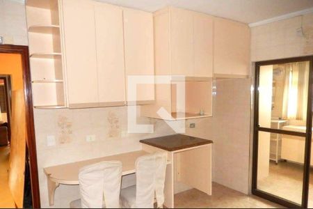 Apartamento à venda com 3 quartos, 129m² em Vila Santo Estefano, São Paulo