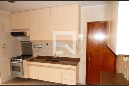 Apartamento à venda com 3 quartos, 129m² em Vila Santo Estefano, São Paulo