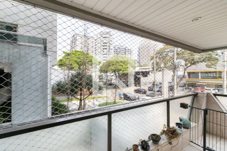 Apartamento à venda com 3 quartos, 120m² em Indianópolis, São Paulo