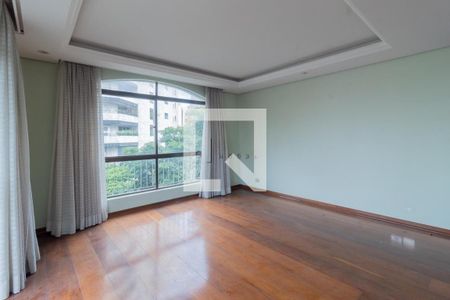 Apartamento à venda com 3 quartos, 180m² em Moema, São Paulo