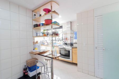 Apartamento à venda com 4 quartos, 243m² em Campo Belo, São Paulo