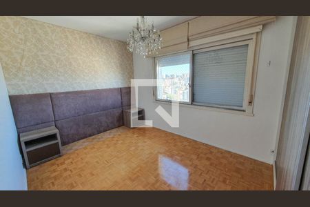 Quarto de apartamento à venda com 4 quartos, 200m² em Auxiliadora, Porto Alegre