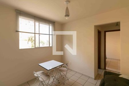 Sala de kitnet/studio para alugar com 1 quarto, 37m² em Liberdade, Belo Horizonte