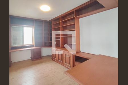 Apartamento à venda com 2 quartos, 126m² em Vila Ipojuca, São Paulo