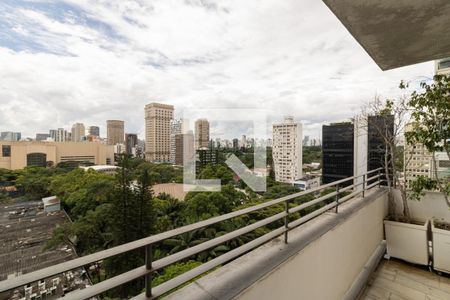 Apartamento à venda com 3 quartos, 170m² em Jardim Europa, São Paulo