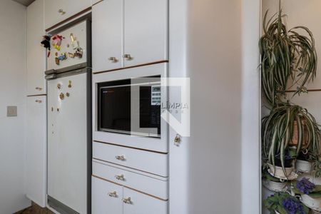 Apartamento à venda com 3 quartos, 170m² em Jardim Europa, São Paulo