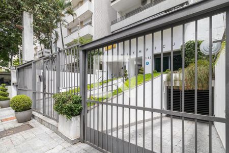 Apartamento à venda com 3 quartos, 170m² em Jardim Europa, São Paulo