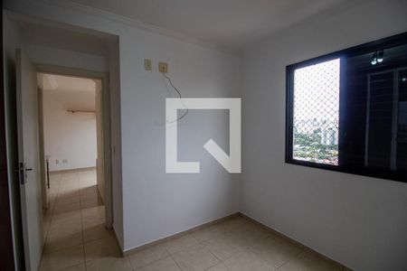 Quarto 2 de apartamento para alugar com 2 quartos, 48m² em Jardim Celeste, São Paulo