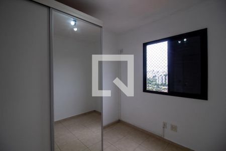 Quarto 1 de apartamento para alugar com 2 quartos, 48m² em Jardim Celeste, São Paulo