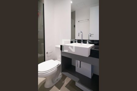 Studio para alugar com 35m², 0 quarto e sem vaga Studio para alugar com 35m², 0 quarto e sem vagaBanheiro