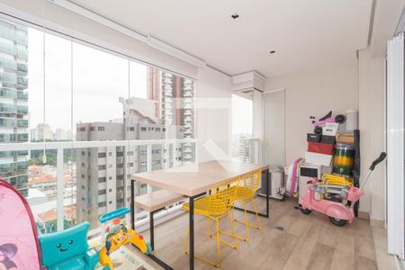 Varanda de apartamento à venda com 1 quarto, 51m² em Vila Regente Feijó, São Paulo