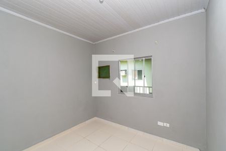 Quarto de casa para alugar com 1 quarto, 40m² em Irajá, Rio de Janeiro