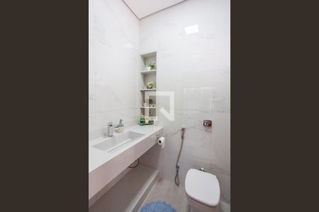 Lavabo de casa para alugar com 3 quartos, 165m² em Laranjeiras, Uberlândia