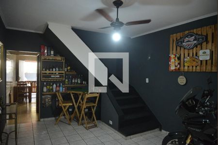 Sala de casa para alugar com 2 quartos, 138m² em Parque Novo Oratório, Santo André