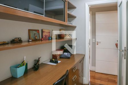Escritório de apartamento para alugar com 3 quartos, 110m² em Vila Anglo Brasileira, São Paulo