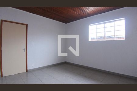 Quarto 2 de casa para alugar com 2 quartos, 70m² em Vila Celeste, São Paulo