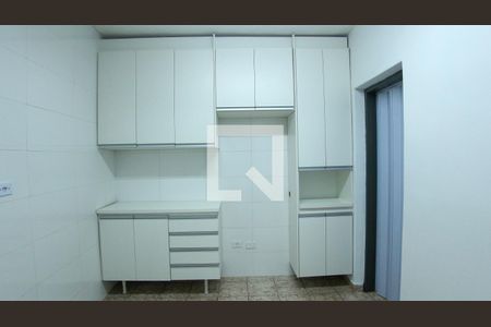 Sala / Cozinha de casa para alugar com 1 quarto, 23m² em Vila Sao Domingos, São Paulo