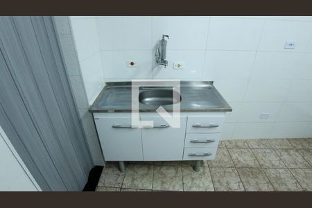 Sala / Cozinha de casa para alugar com 1 quarto, 23m² em Vila Sao Domingos, São Paulo