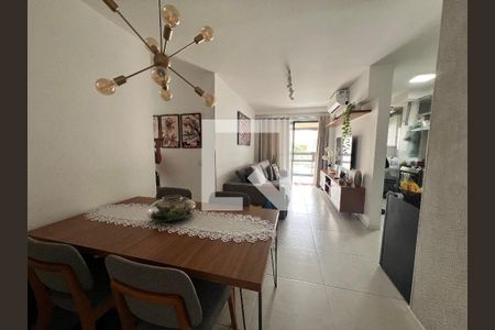 Sala de apartamento para alugar com 2 quartos, 69m² em Jacarepaguá, Rio de Janeiro