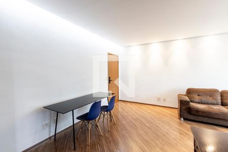 Sala de apartamento para alugar com 2 quartos, 70m² em Água Branca, São Paulo