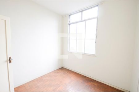 Quarto 2 de apartamento para alugar com 2 quartos, 55m² em São Francisco Xavier, Rio de Janeiro