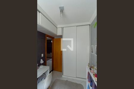 Quarto 1 de apartamento à venda com 2 quartos, 48m² em Rio Branco, Belo Horizonte