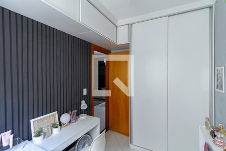 Quarto 1 de apartamento à venda com 2 quartos, 48m² em Rio Branco, Belo Horizonte