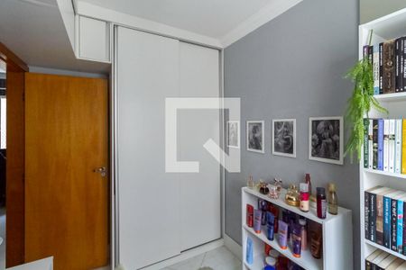 Quarto 1 de apartamento à venda com 2 quartos, 48m² em Rio Branco, Belo Horizonte