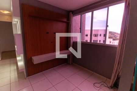 Sala de apartamento para alugar com 2 quartos, 43m² em Tribobó, São Gonçalo