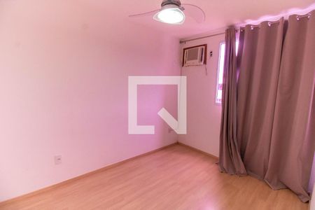 Quarto 1 de apartamento para alugar com 2 quartos, 43m² em Tribobó, São Gonçalo